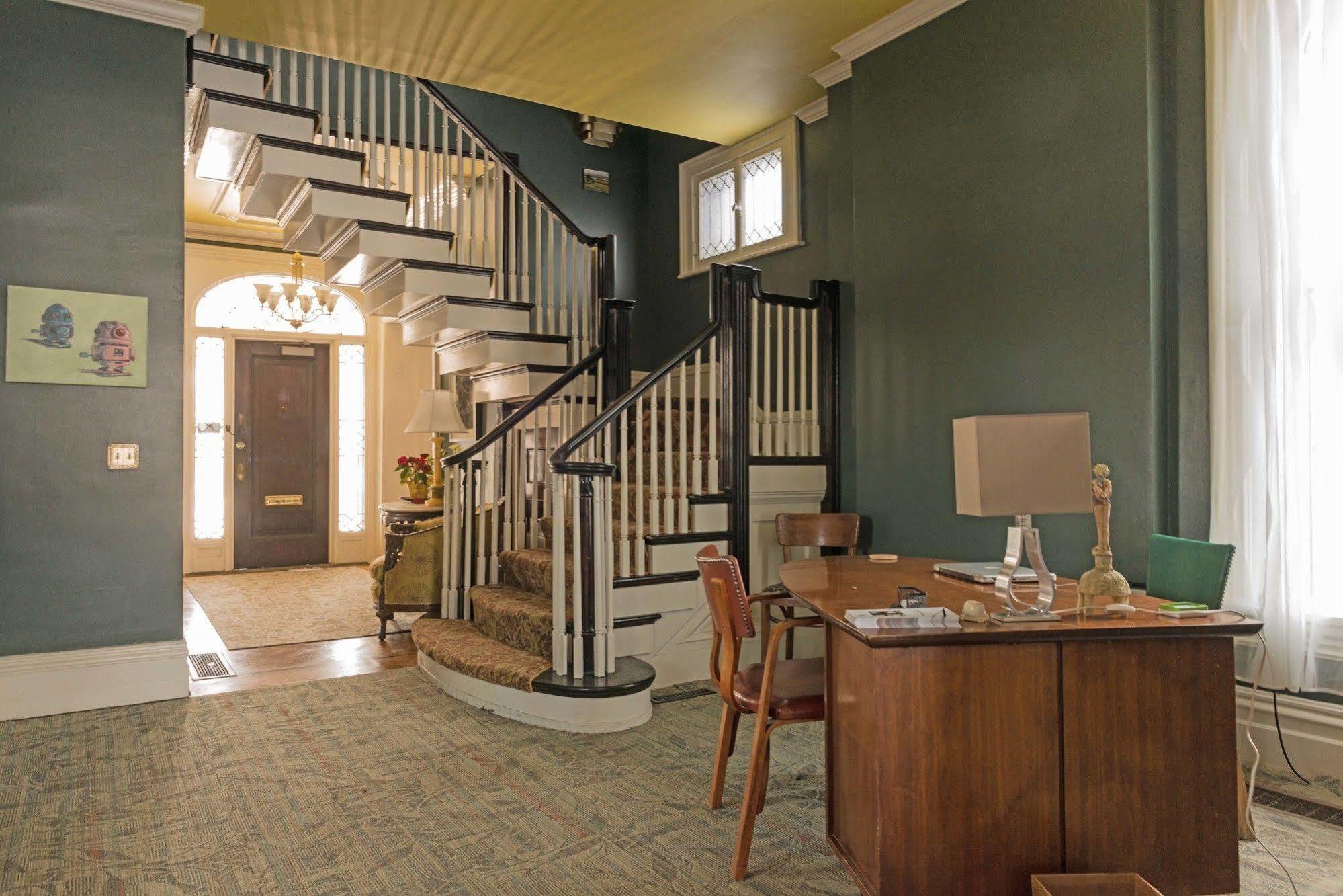 Oscar'S Bed & Breakfast Buffalo Bagian luar foto